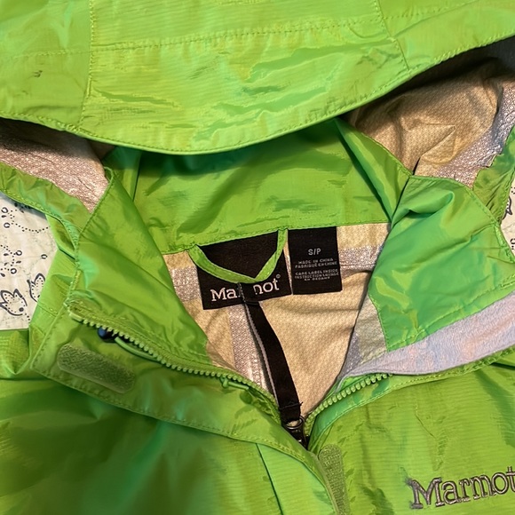 Marmot rain jacket - Picture 2 of 3